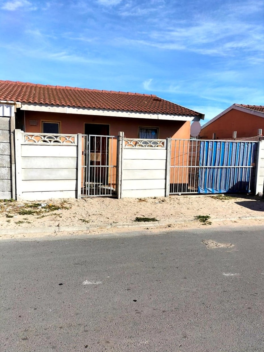 3 Bedroom Property for Sale in Pelican Park Western Cape